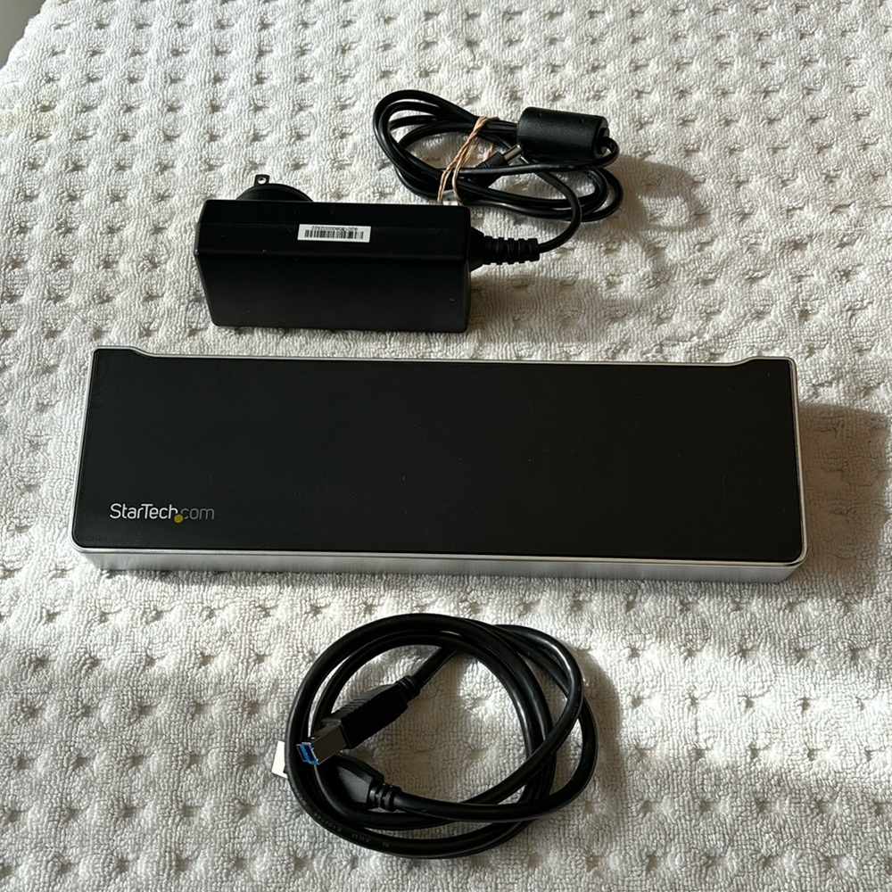 StarTech.com, USB3DOCKH2DP, 4K display, link, plug, and play.